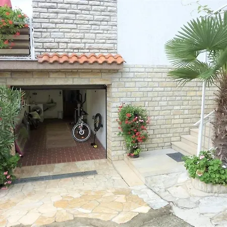 شقة Diana, Dreizimmerwohnung