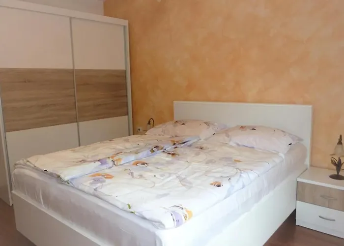Diana, Dreizimmerwohnung 马图利